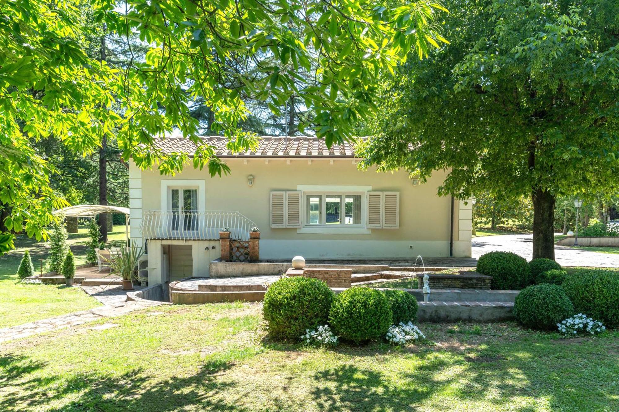 Villa Vittoria - Lusso Con Piscina, Tennis, Jacuzzi E Palestra Lucques Extérieur photo